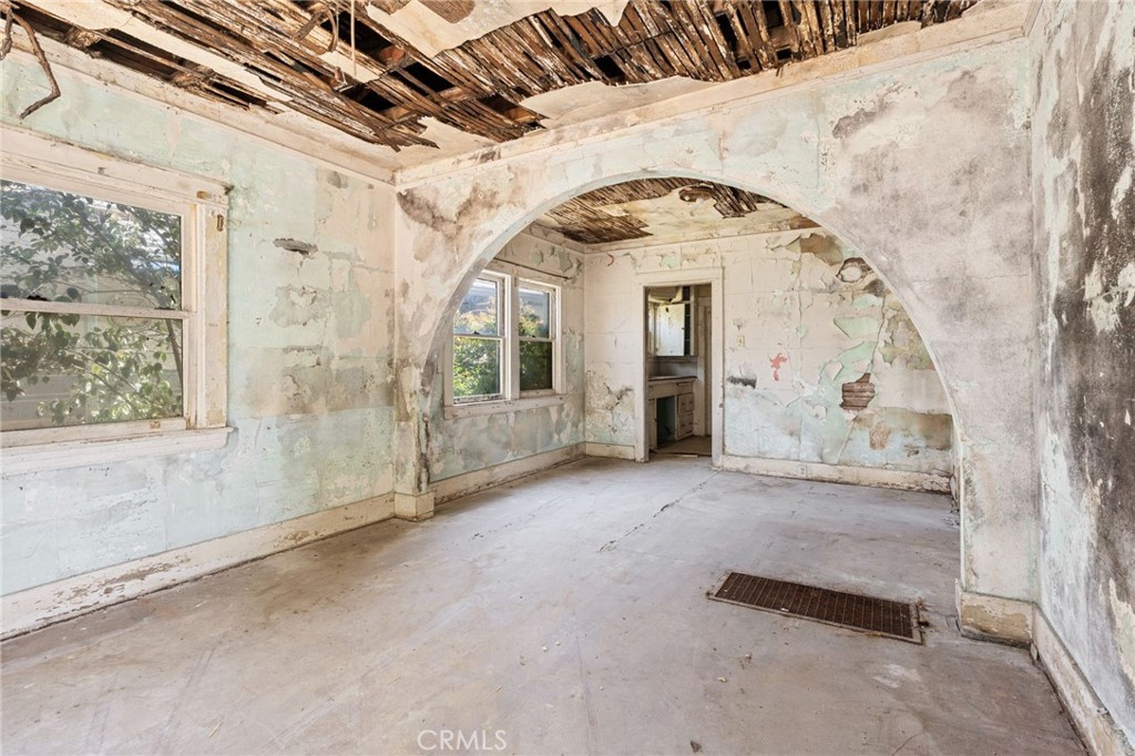 146 W 25th Street