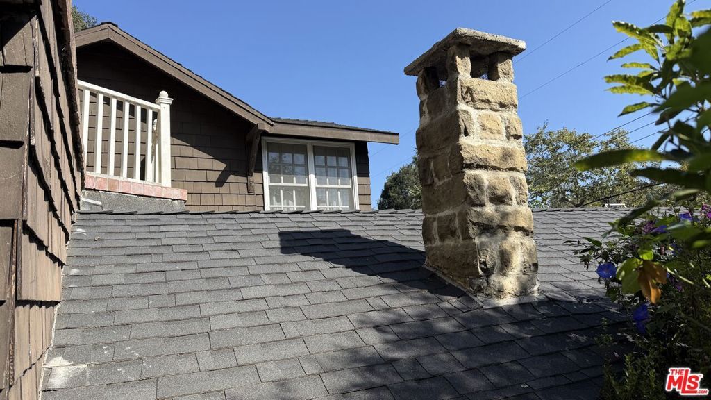 Photo of 425 Hillside Lane, Santa Monica, CA 90402 (MLS # 26662503)