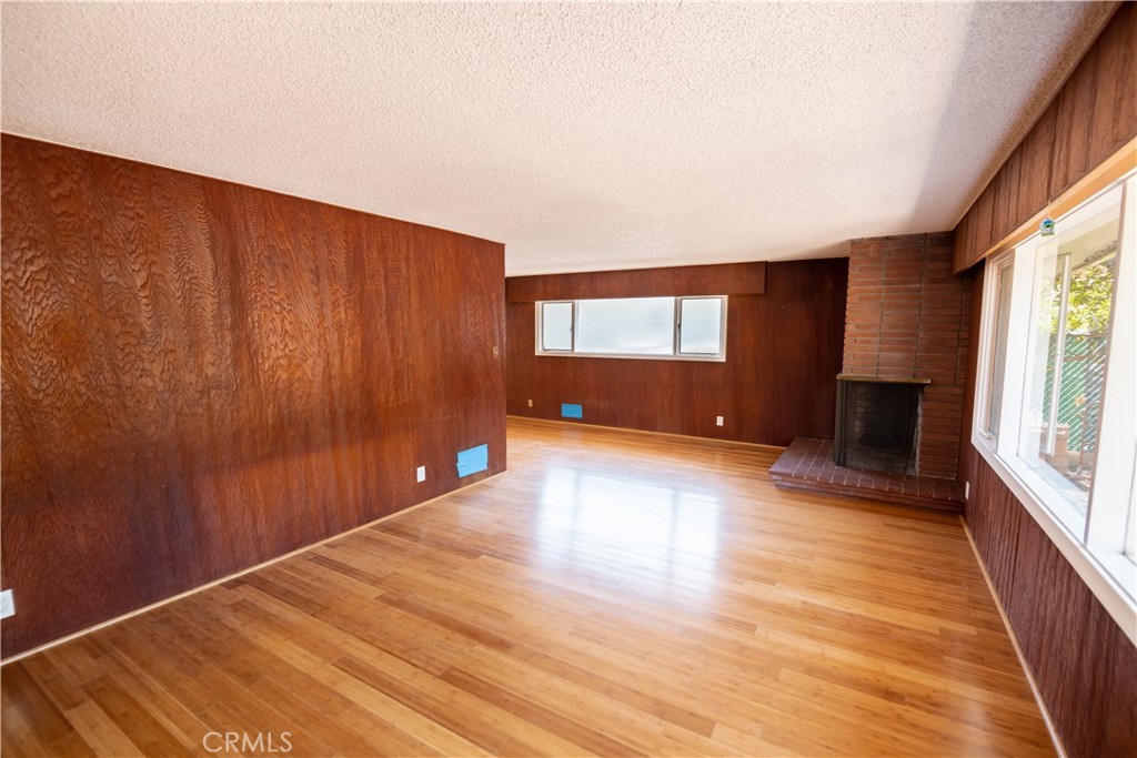 318 E Laurel Avenue