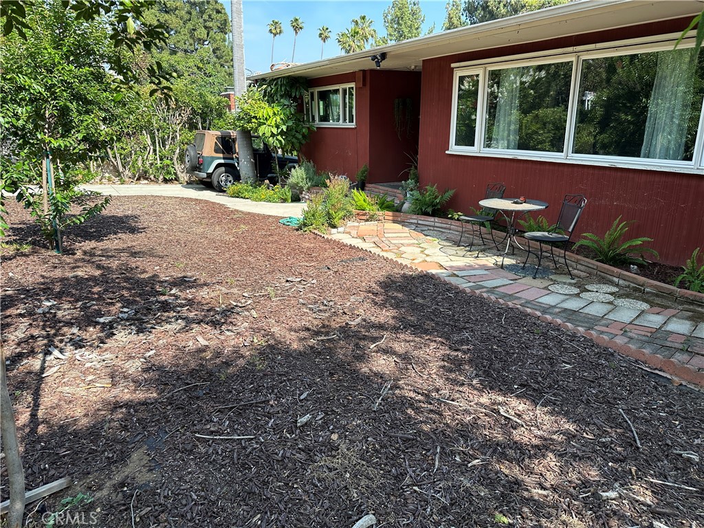 318 E Laurel Avenue
