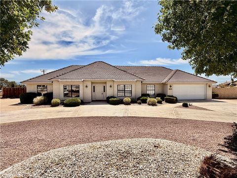 Photo of 14890 Apple Valley Rd, Apple Valley, CA 92307 (MLS # TR26081343)