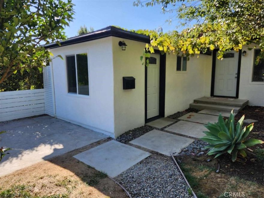 Welcome to this beautifully renovated 3-bedroom, 2-bathroom home in Los Angeles, featuring a permitted junior ADU perfect for rental income or guests. Property is a 3/2 but, may be used as a 2/1 and ADU. Enjoy a bright, open living area that flows into a modern kitchen equipped with brand-new appliances, ideal for entertaining. The spacious primary bedroom is complemented by two additional bedrooms and a well-appointed bathroom. The outdoor space is perfect for relaxation. Located only 5 miles from LAX and less than 2 miles from the Marina. This location is in a vibrant neighborhood near shops and parks, this property offers both style and investment potential. Schedule your showing today!