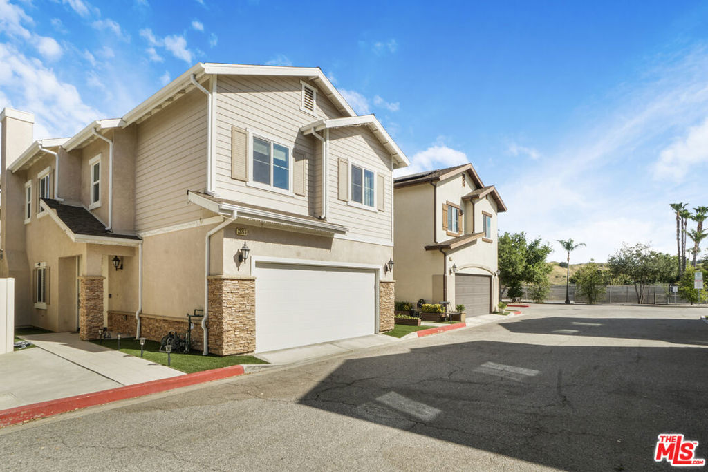 22755 Walnut Park Lane