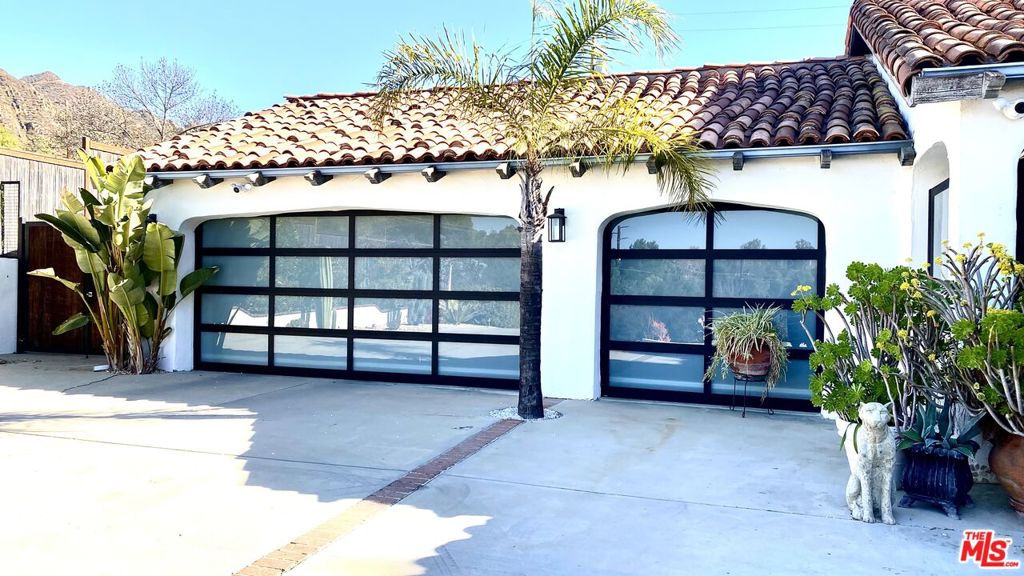 2266 Cold Canyon Road