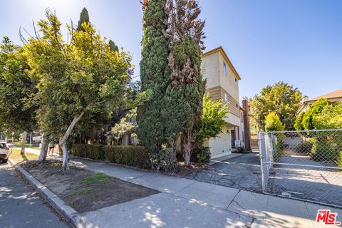 Tiny photo for 1541 Veteran Avenue, Los Angeles, CA 90024 (MLS # 25613517)