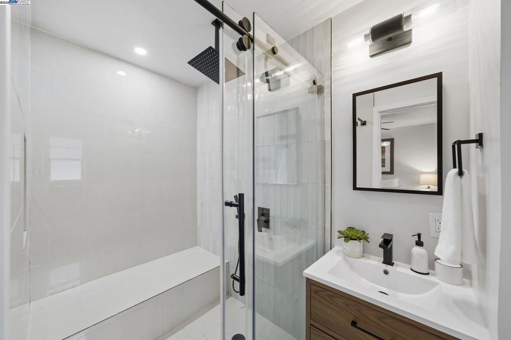 FAIRVIEW - Residential