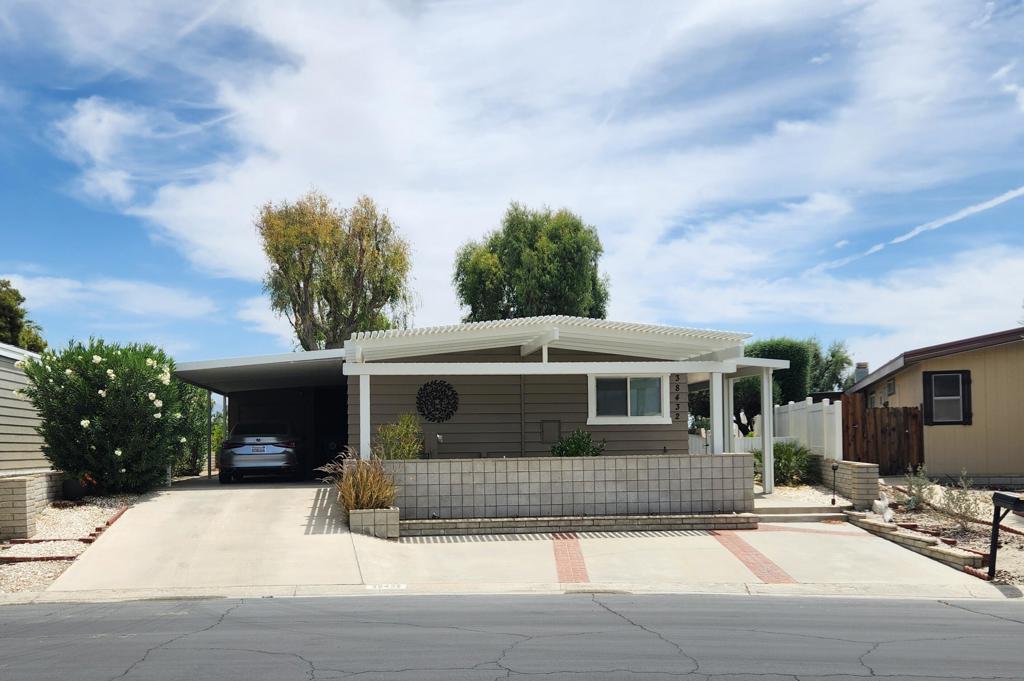 38432 Poppet Canyon Drive