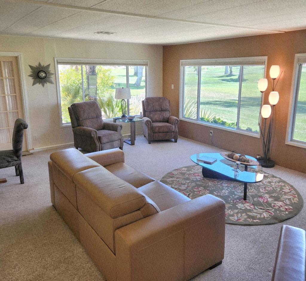 38432 Poppet Canyon Drive
