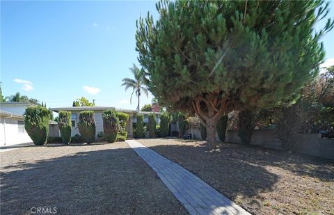 Photo of 3738 Pacific Ave, Long Beach, CA 90807 (MLS # SR25224728)