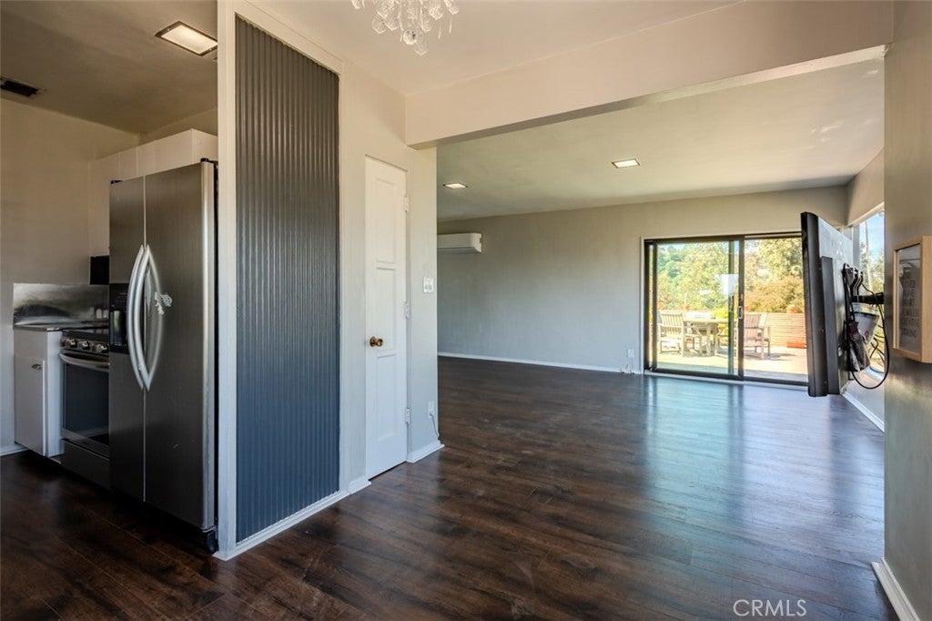 3118 Goodview Trail, Los Angeles CA 90068