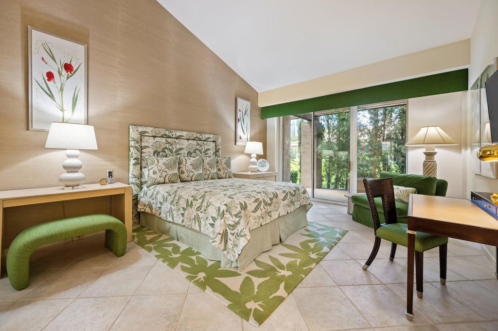 74683 Arroyo Drive