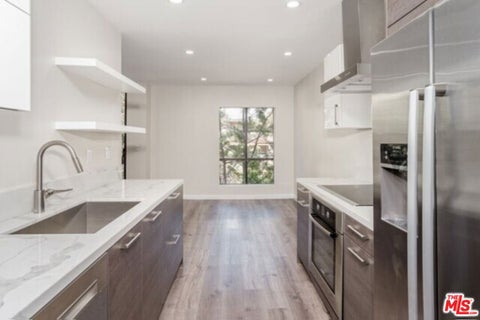 Photo of 1735 N Fuller Avenue #324, Los Angeles, CA 90046 (MLS # 26850013)