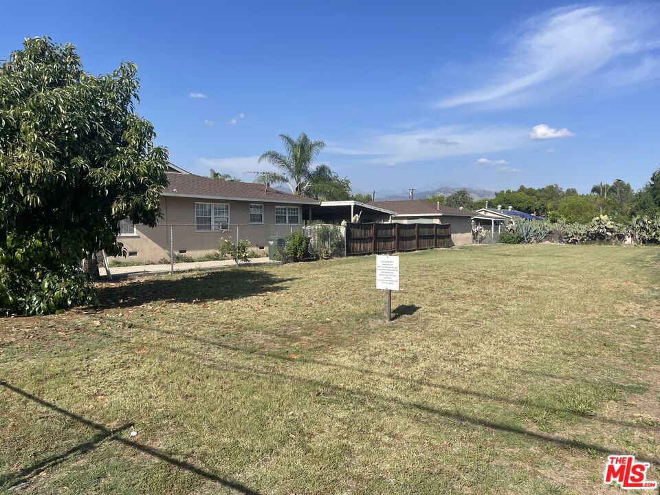 110 N Alameda Avenue