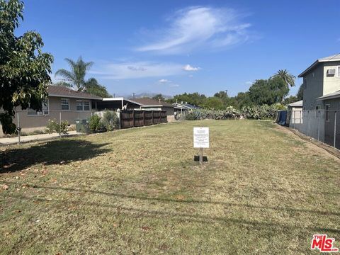 Photo of 110 N Alameda Avenue, Azusa, CA 91702 (MLS # 26673869)