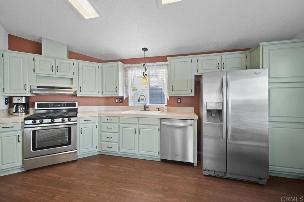 11851 Riverside Drive SPC 223