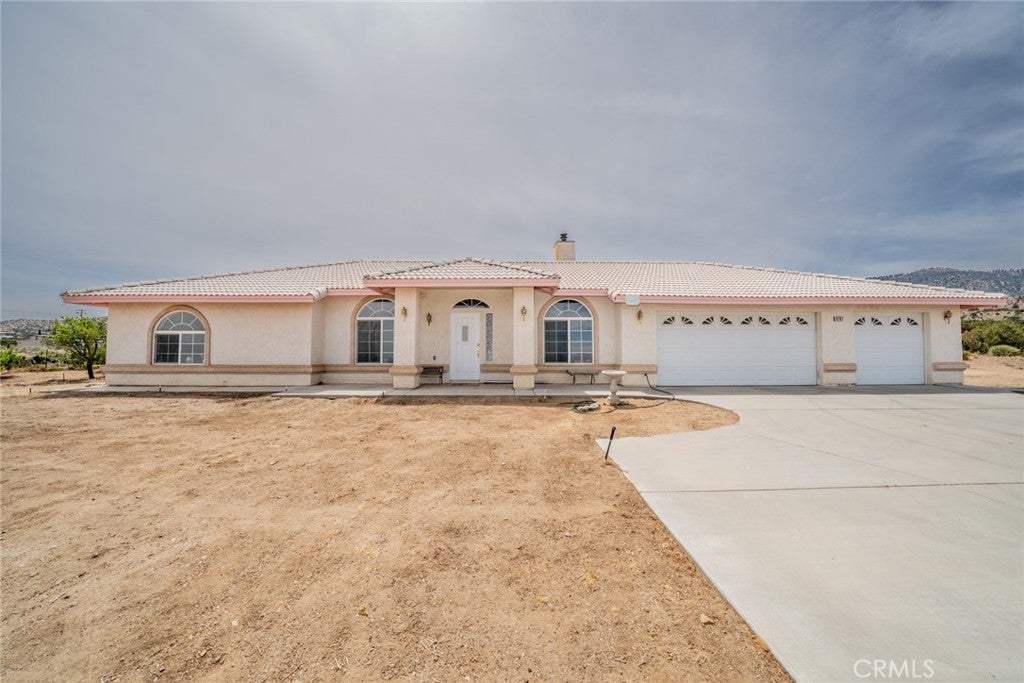 8767 Silver Rock