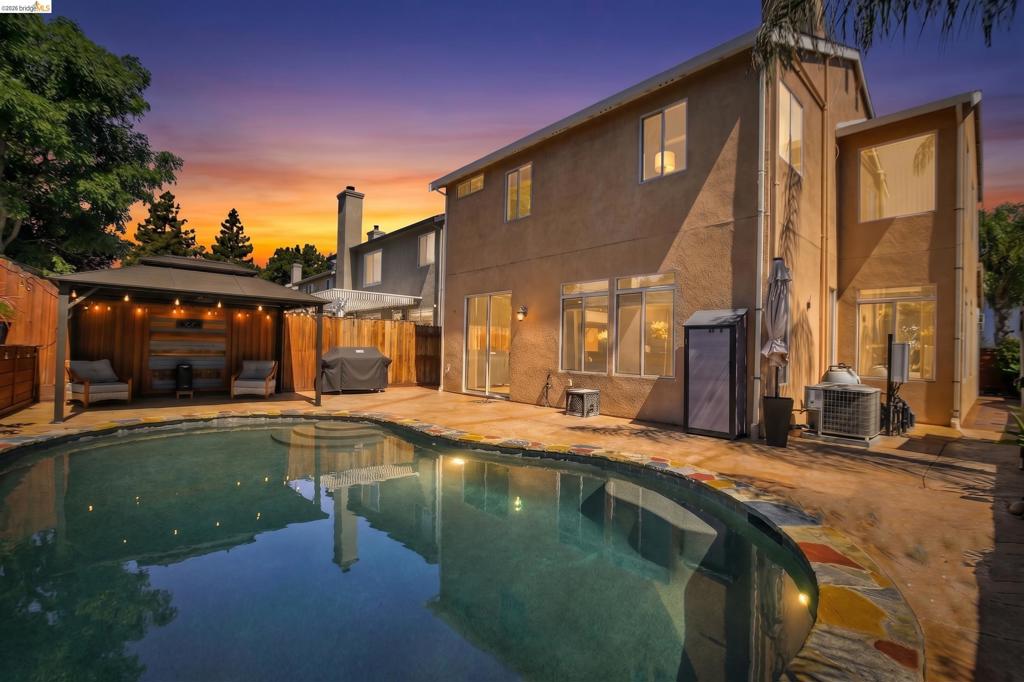 4798 Canopy Ln