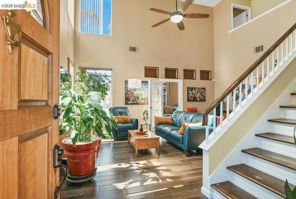 4798 Canopy Ln