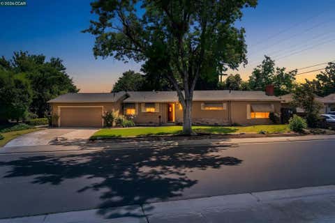 Photo of 5714 Claremont Ave AVE, Stockton, CA 95207 (MLS # 41137154)