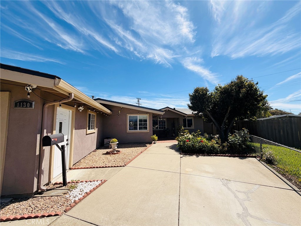 1130 Breezewood Court