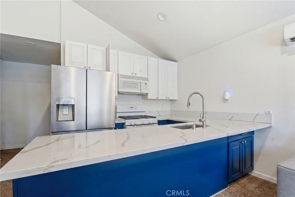 249 E Graham