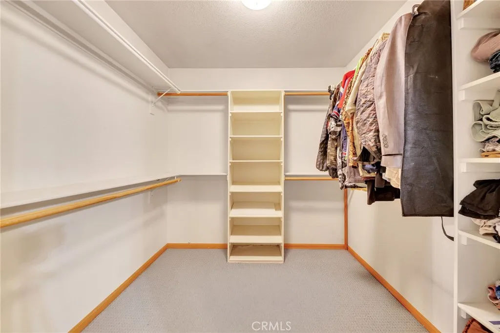 Apple Valley, California 92308, United States, 5 Bedrooms Bedrooms, ,3 BathroomsBathrooms,Residential,Active,117651