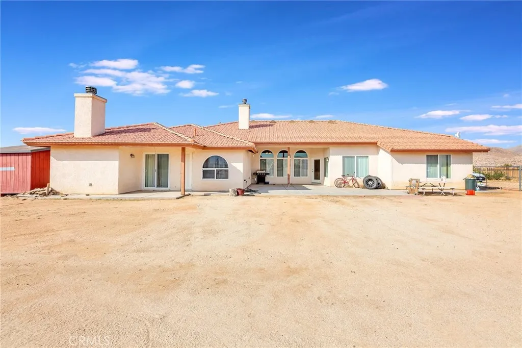 Apple Valley, California 92308, United States, 5 Bedrooms Bedrooms, ,3 BathroomsBathrooms,Residential,Active,117651
