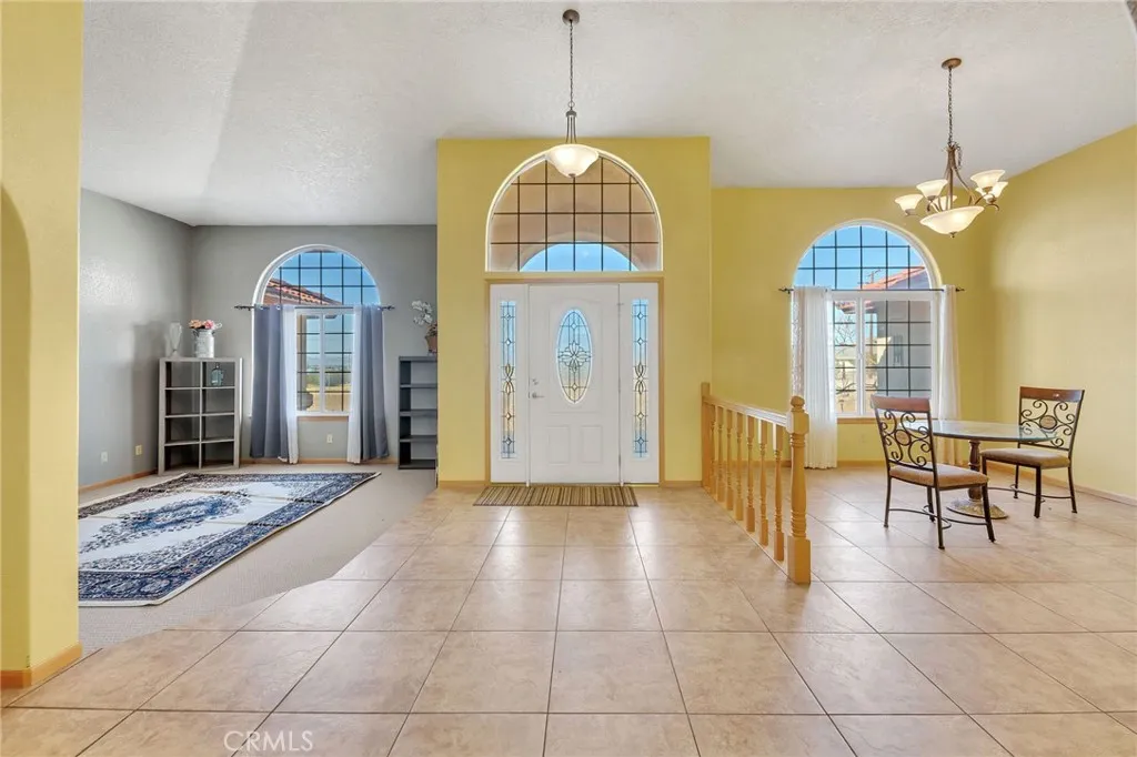 Apple Valley, California 92308, United States, 5 Bedrooms Bedrooms, ,3 BathroomsBathrooms,Residential,Active,117651