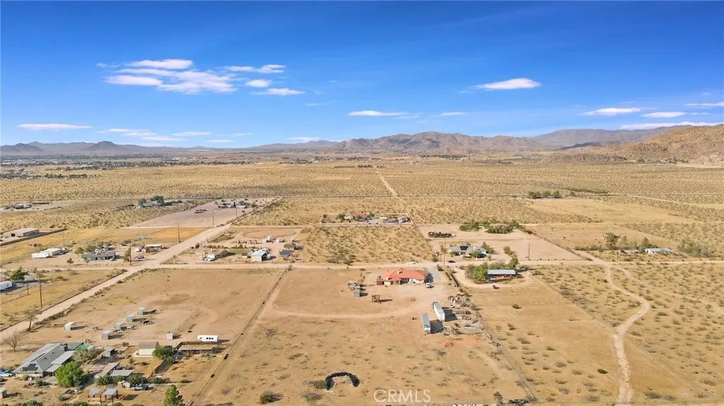 Apple Valley, California 92308, United States, 5 Bedrooms Bedrooms, ,3 BathroomsBathrooms,Residential,Active,117651