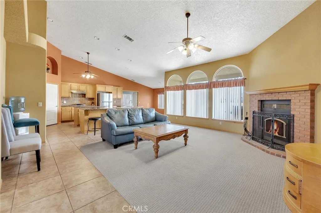 Apple Valley, California 92308, United States, 5 Bedrooms Bedrooms, ,3 BathroomsBathrooms,Residential,Active,117651