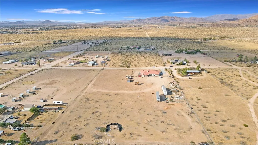 Apple Valley, California 92308, United States, 5 Bedrooms Bedrooms, ,3 BathroomsBathrooms,Residential,Active,117651