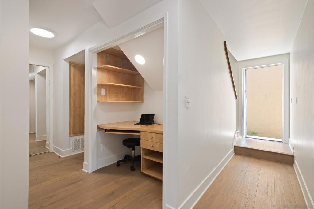 La Jolla - Residential Lease