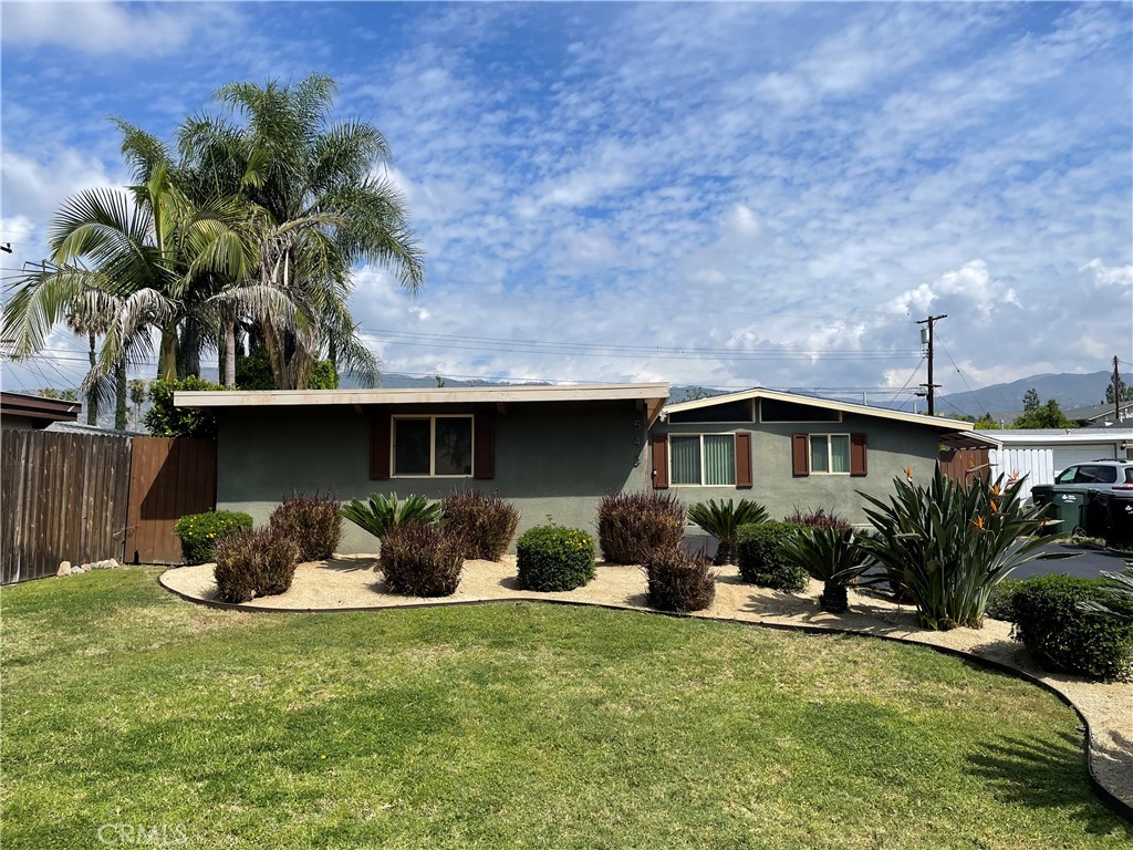 543 E Haltern Avenue