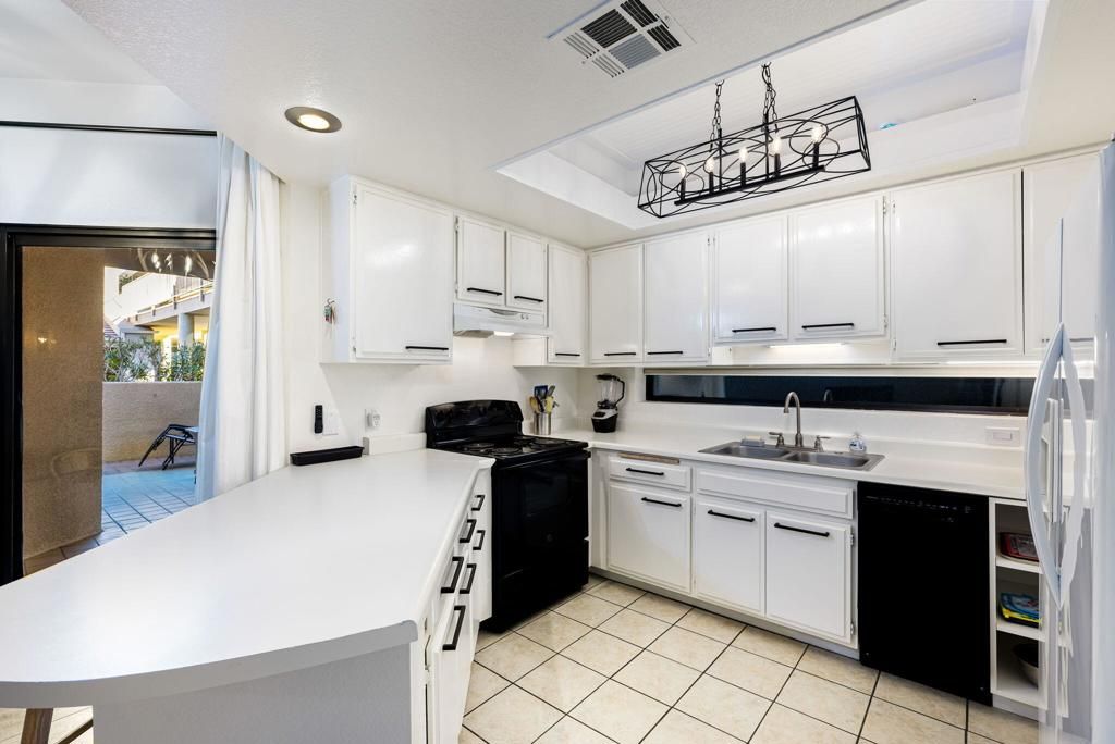 Photo of 255 S Avenida Caballeros #302, Palm Springs, CA 92262 (MLS # 219135497DA)