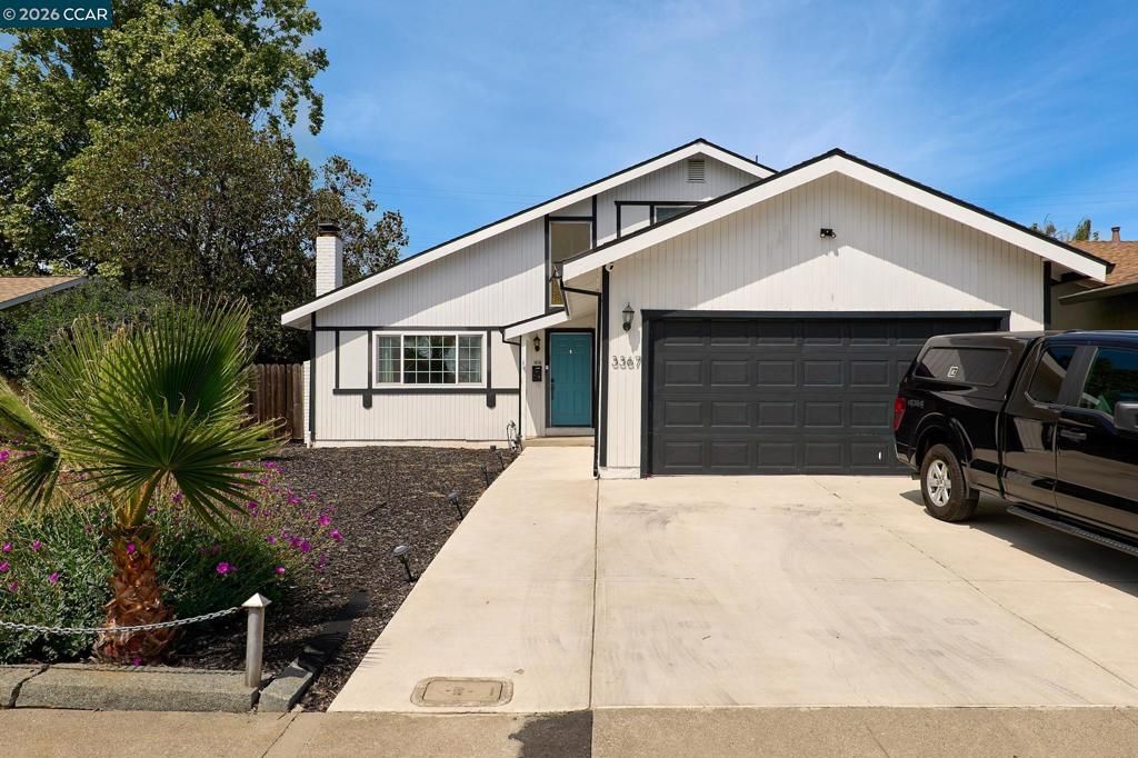 Photo of 3367 Benton St St, Concord, CA 94519 (MLS # 41131992)