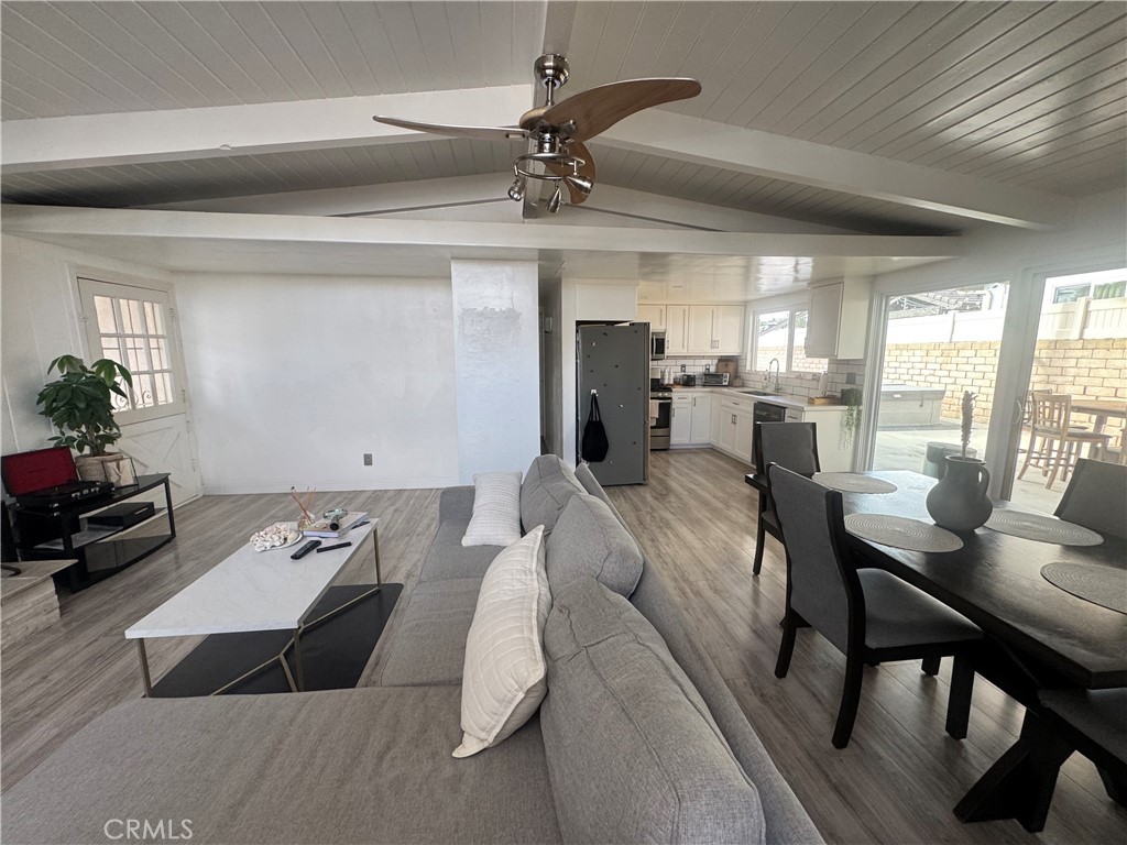 27081 Camino De Estrella