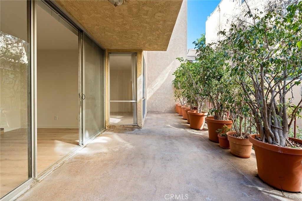 Photo of 5875 Doverwood Drive #106, Culver City, CA 90230 (MLS # SR25213972)