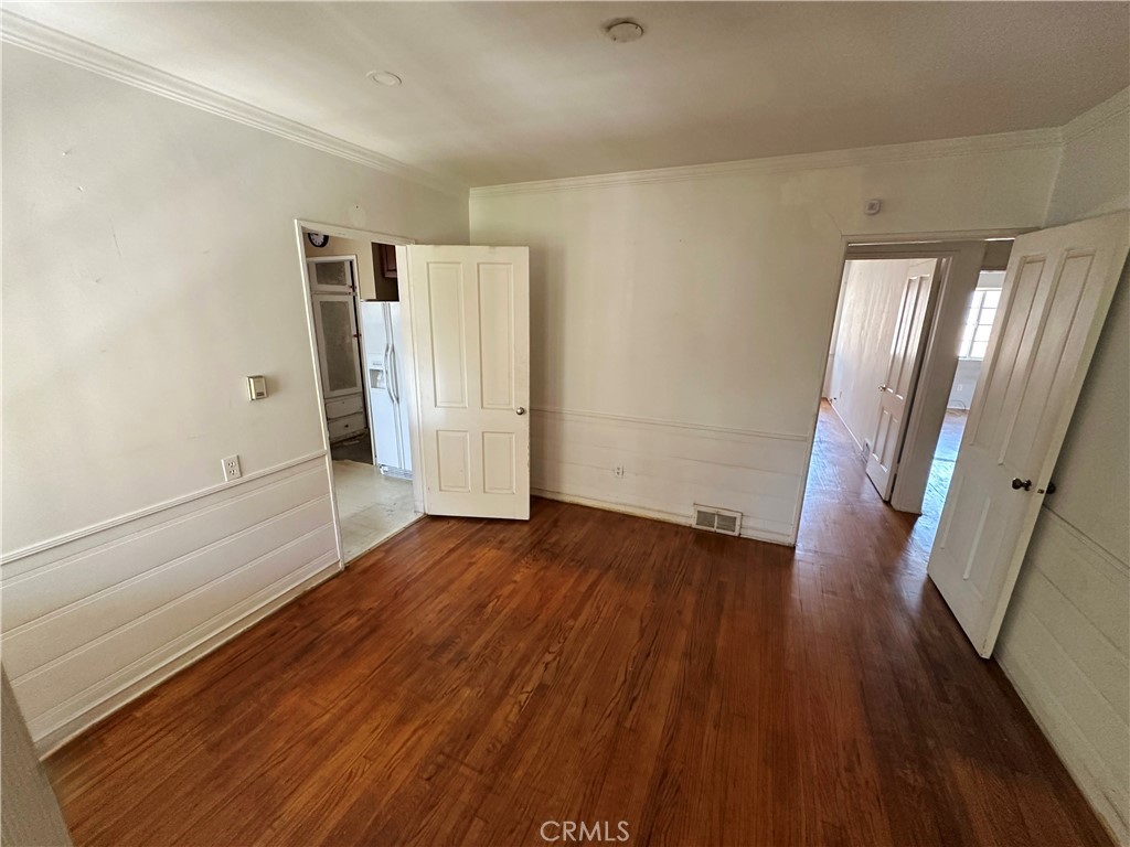 3223 W 83rd Street