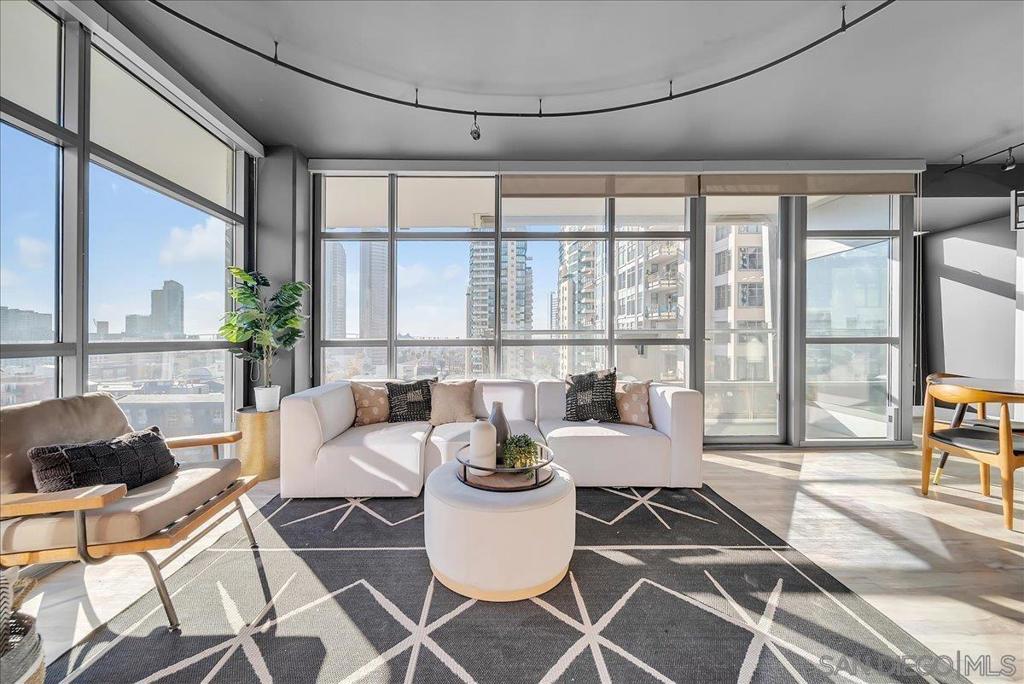 645 Front St 1001