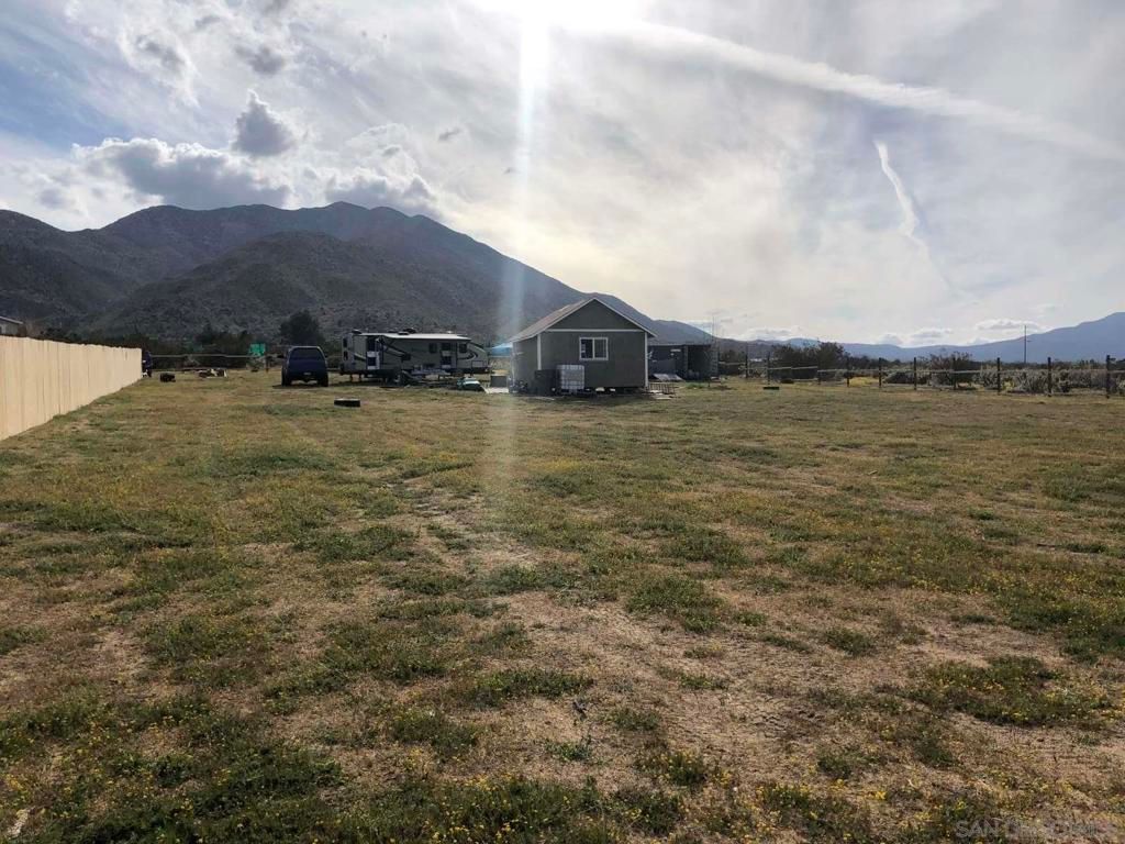 listing image 130720396274732127224