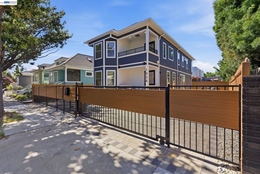 1026 54Th St ST, Oakland CA 94608