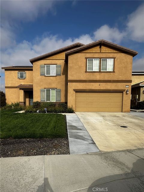 Photo of 1016 Hazel Ct CT, Calimesa, CA 92320 (MLS # IG26103844)