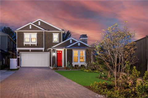 4711 Winthrop Drive Huntington Beach CA 92649