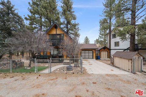 Photo of 1044 G Lane, Big Bear City, CA 92314 (MLS # 26835153)