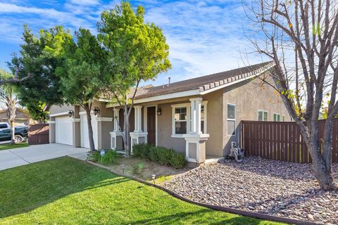 Photo of 1391 Ranch St St, Perris, CA 92571 (MLS # 260001328SD)