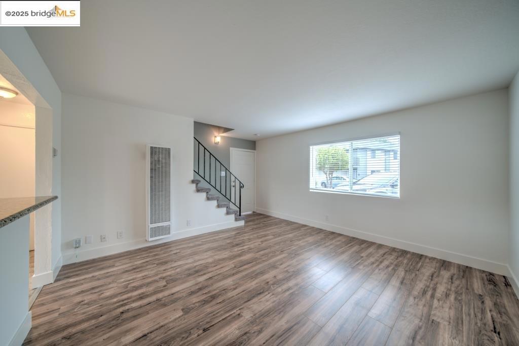 HAYWARD - Residential Income