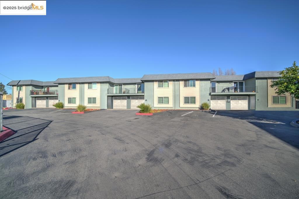 HAYWARD - Residential Income