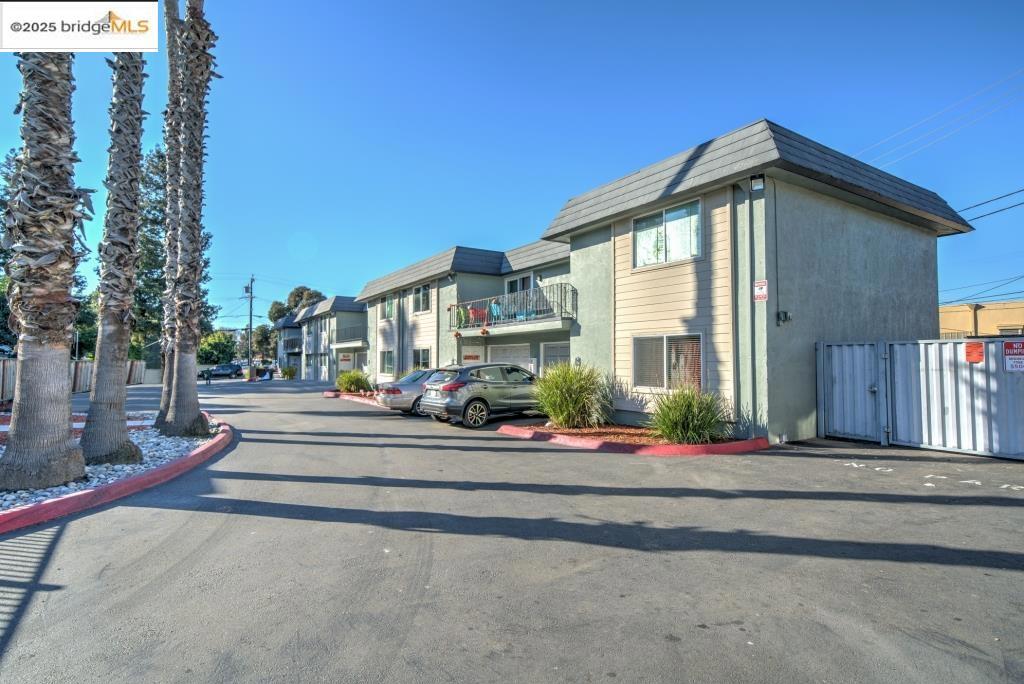 HAYWARD - Residential Income