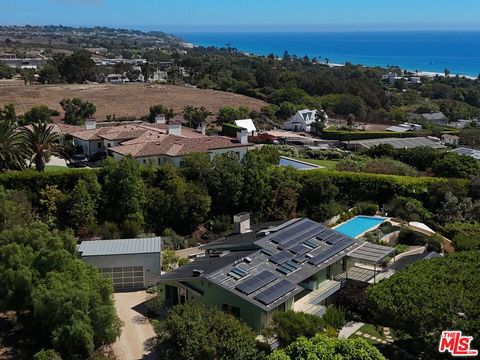 Photo of 6000 Philip Avenue, Malibu, CA 90265 (MLS # 25590445) Photo of 6000 Philip Avenue, Malibu, CA 90265 (MLS # 25590445)