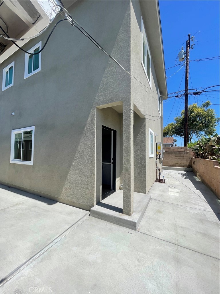 Brand New 3 Bed, 3 Bath ADU – Prime Location! The address 17102 Witzman Dr . unit#A La Puente
Welcome to this newly built 1,200 sq. ft. ADU offering modern living in a highly convenient location! This spacious home features 3 bedrooms and 3 full bathrooms, perfect for families or roommates seeking comfort and privacy.
Enjoy the ease of everyday living with close proximity to supermarkets, restaurants, shopping centers, and major freeways. The open floor plan, fresh finishes, and abundant natural light create a warm and inviting atmosphere throughout.